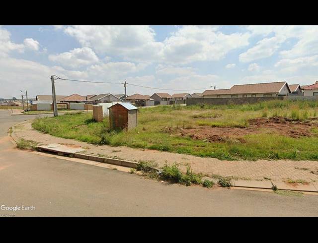 LAND FOR SALE IN LENASIA SOUTH